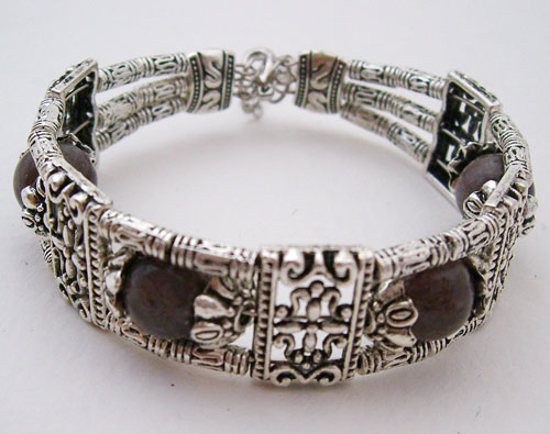 Handcrafted Tibet Silver Carnelian Bracelet with Four Genuine Carnelian Beads