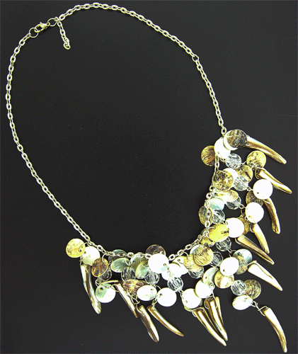 Premium Beige Shell Necklace Crafted from Natural Shells
