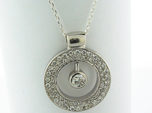 7-gram Sterling Silver Necklace Pendant with Simulated Diamonds