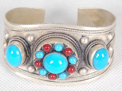 Detailed view of the handcrafted Tibetan Turquoise and Red Coral Bracelet