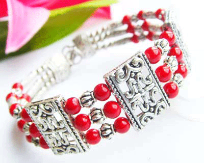 Red Beaded Tibet Silver Bracelet with adjustable clasp