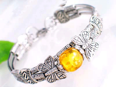 Butterfly Tibet Silver Bracelet - Premium Silver Artifact Showcase with Adjustable Clasp