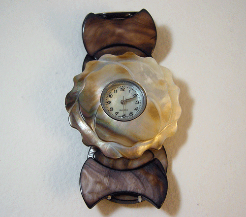 Detailed view of the Sea Shell Flower Watch with stretchable band